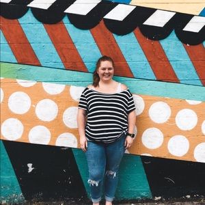 Meet your Posher, Sierra